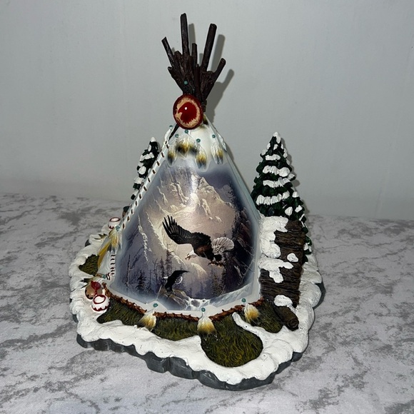 Hawthorne Village Spirit of the Eagle By Ted Blaylock 2009
Sculpture No A1449 - Picture 1 of 5